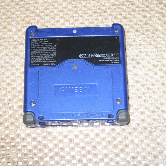 Nintendo Game Boy SP Bundle Screen Magnifier FM Radio Adapter & More in Case - Picture 5 of 8